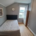 Rent 6 bedroom apartment in Wales