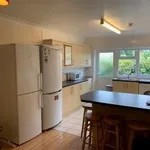 Rent 6 bedroom house in Southampton