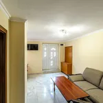 Rent 3 bedroom apartment of 40 m² in Arad