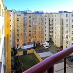 Rent 2 bedroom apartment of 46 m² in Prague