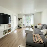 Rent 4 bedroom apartment in Montreal