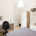 Rent a room of 120 m² in madrid