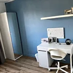 Appartement de 89 m² avec 5 chambre(s) en location à Évreux