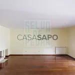 Rent 4 bedroom house of 184 m² in Nogueira e Silva Escura