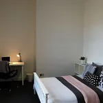 Rent 7 bedroom house in Kirklees