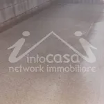 Affitto 5 camera appartamento di 300 m² in Taurianova