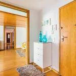 Rent 3 bedroom apartment in lisbon