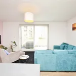 Rent 2 bedroom flat in Essex