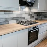 Rent 6 bedroom house in Leeds