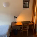 Rent 2 bedroom apartment in Porto