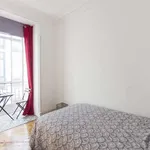 Rent a room of 202 m² in madrid