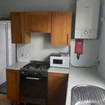 Rent 4 bedroom house in Portsmouth