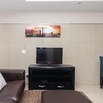 Rent 1 bedroom apartment in Sandton