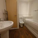 Rent 2 bedroom flat in Leicester