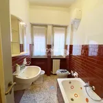 Rent 5 bedroom apartment of 130 m² in Macerata