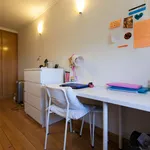 Rent 5 bedroom apartment in Porto