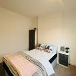 Rent 3 bedroom house in West Midlands