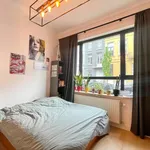 Huur 1 slaapkamer huis van 306 m² in Ghent