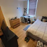 Rent 6 bedroom house in North East England