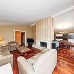 Rent 4 bedroom apartment in Toronto (Bayview Village)