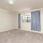 Rent 1 bedroom house in Albert-Eden