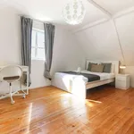 Rent a room in lisbon