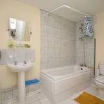 Rent 2 bedroom apartment in Welwyn Hatfield