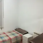 Rent 4 bedroom apartment in Madrid