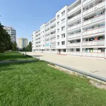 Pronajměte si 3 ložnic/e byt o rozloze 75 m² v Prague