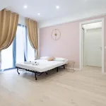 Rent 1 bedroom apartment of 57 m² in Milan