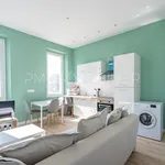 Appartement de 41 m² avec 3 chambre(s) en location à Marseille