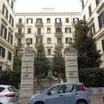 Rent 1 bedroom apartment of 85 m² in Rome