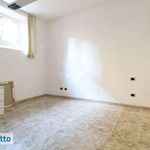 Affitto 4 camera appartamento di 117 m² in Florence