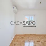 Rent 3 bedroom house of 185 m² in Lisbon