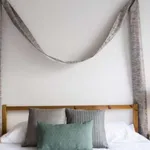 Rent a room in lisbon