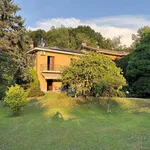 Rent 5 bedroom apartment of 120 m² in Varese