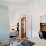 Rent 4 bedroom apartment in Lisbon