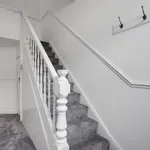 Rent 3 bedroom flat of 1076 m² in Liverpool