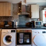 Rent 2 bedroom flat in Cardiff