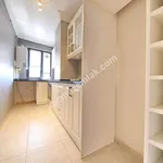 Rent 4 bedroom apartment of 130 m² in İstanbul