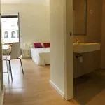 Rent a room of 100 m² in madrid