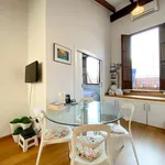 Rent 1 bedroom apartment of 65 m² in valencia