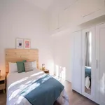 Rent a room of 555 m² in Madrid