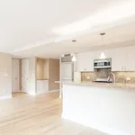 Rent 1 bedroom apartment of 94 m² in New York