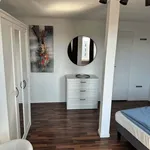 Miete 3 Schlafzimmer wohnung von 90 m² in Düsseldorf