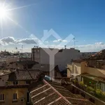 Rent 5 bedroom apartment of 260 m² in Rome