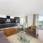 Rent 3 bedroom apartment of 104 m² in London