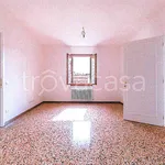 Rent 5 bedroom apartment of 122 m² in Venezia