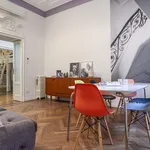 Rent 7 bedroom apartment of 130 m² in Milan