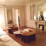 Rent 1 bedroom apartment of 850 m² in Paris